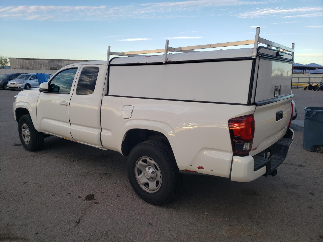 Obraz 2 z 2022 TOYOTA TACOMA ACCESS CAB 2022 z VIN 3TYRZ5CN2NT015447