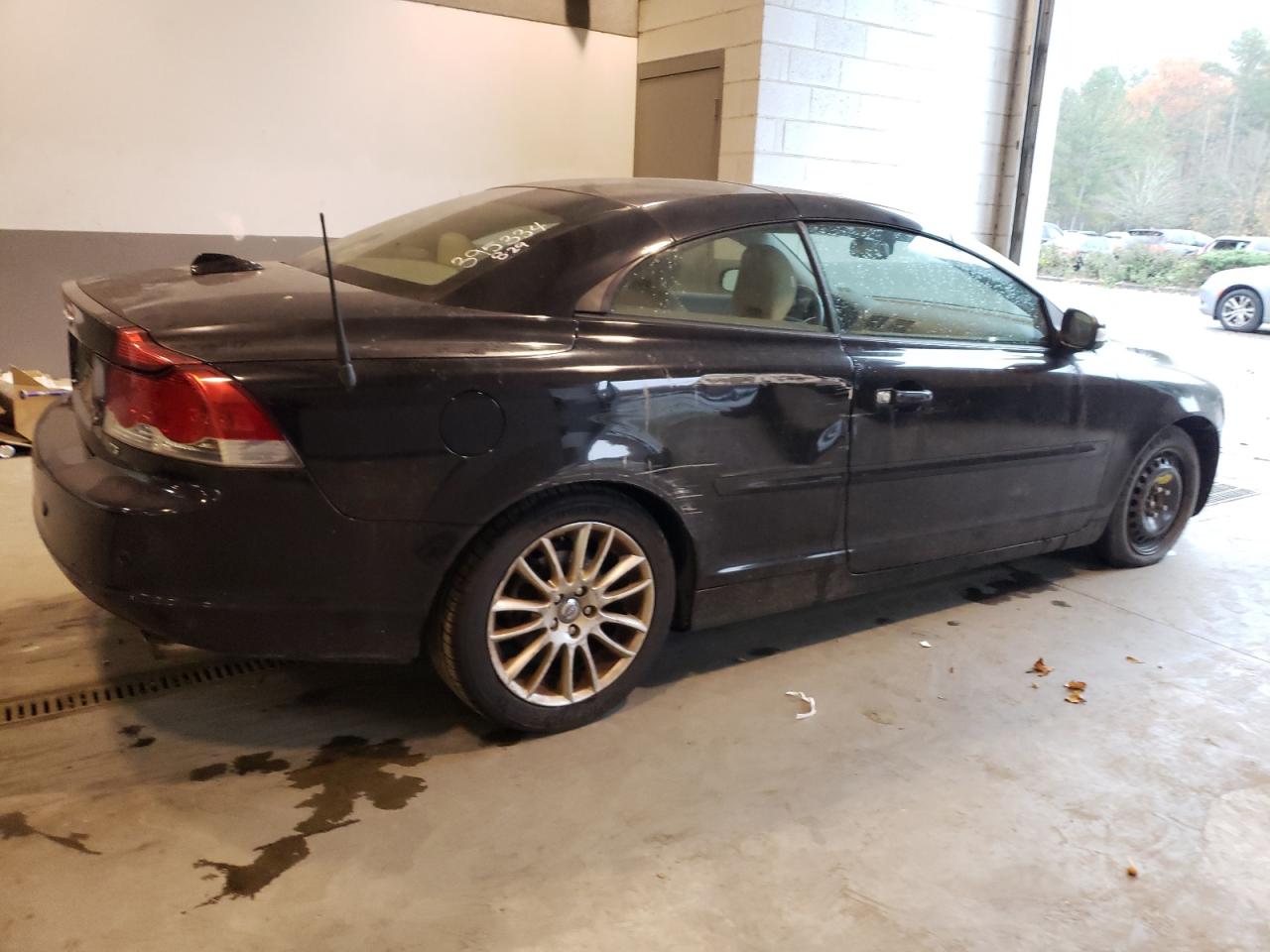 Изображение 3 2008 VOLVO C70 T5 2008 с VIN YV1MC67238J055240