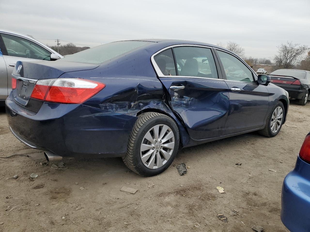 Obraz 3 z 2013 HONDA ACCORD EX 2013 z VIN 1HGCR2F72DA094774
