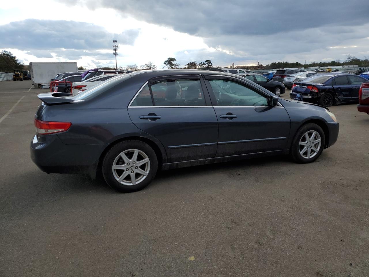 Image 3 of 2004 HONDA ACCORD EX 2004 with VIN 1HGCM66584A004564