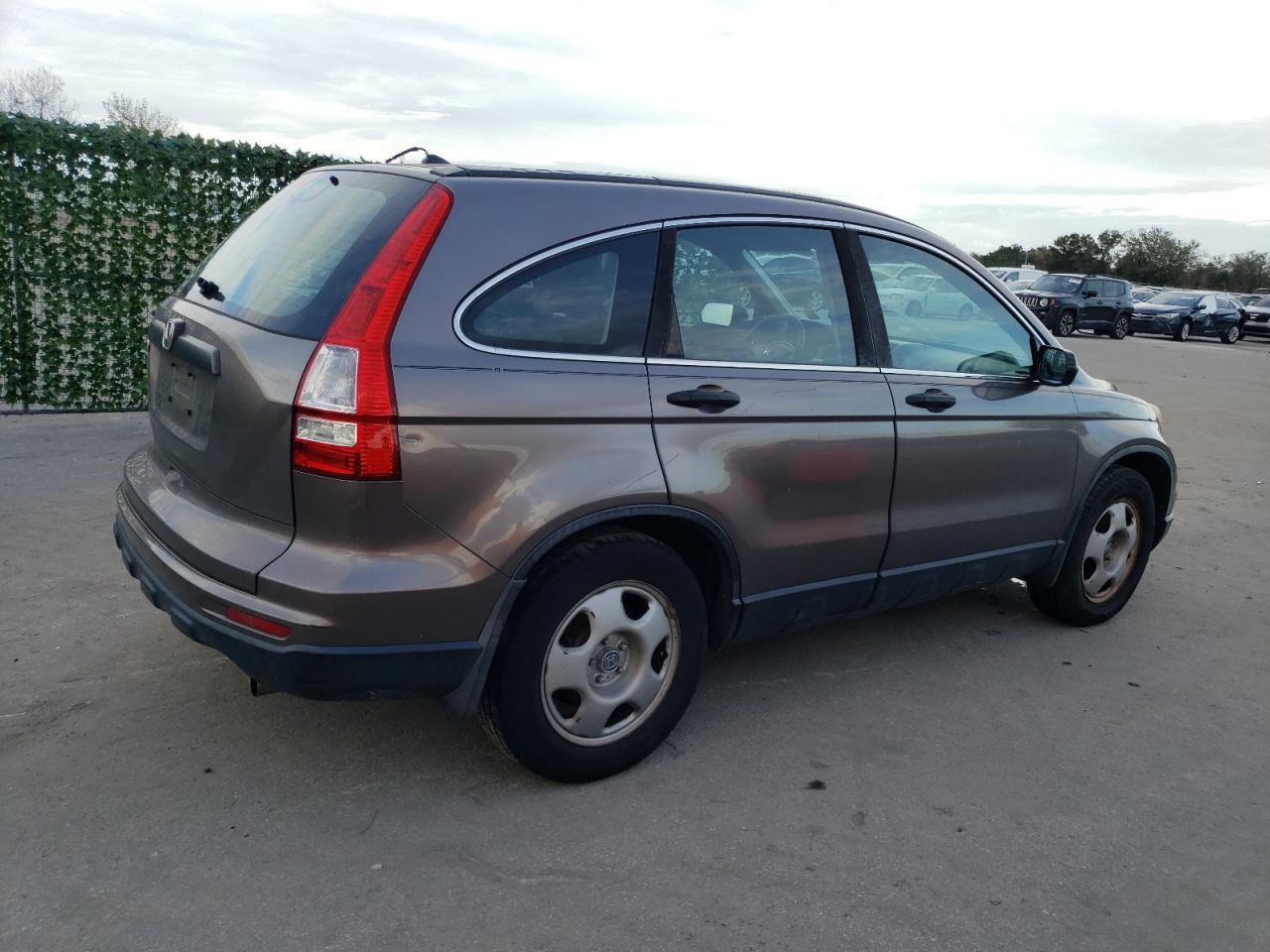 Image 3 of 2011 HONDA CR-V LX 2011 with VIN 5J6RE3H30BL014212