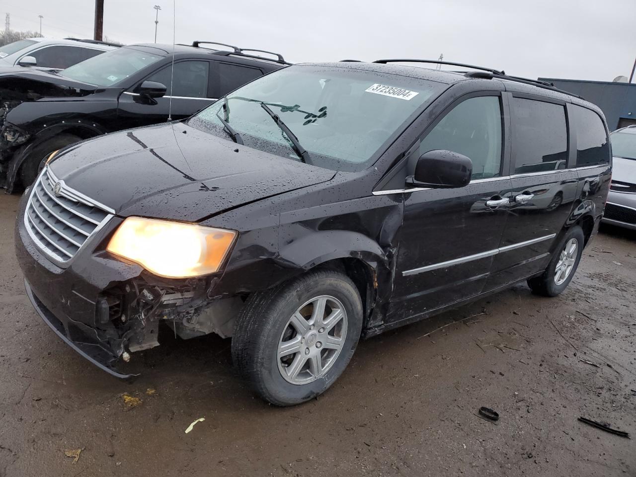 Obraz 1 z 2010 CHRYSLER TOWN & COUNTRY TOURING PLUS 2010 z VIN 2A4RR8DX6AR334246