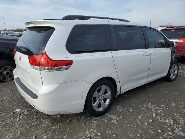 Image 3 of 2013 TOYOTA SIENNA LE 2013 with VIN 5TDKK3DCXDS282756