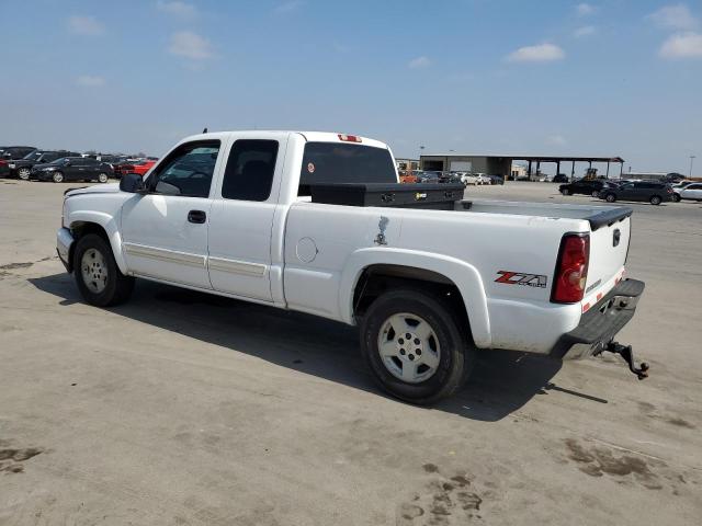 Image 2 of 2006 CHEVROLET SILVERADO K1500 2006 with VIN 1GCEK19B76Z192807