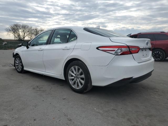 Изображение 2 2020 TOYOTA CAMRY LE 2020 с VIN 4T1C11AKXLU922378