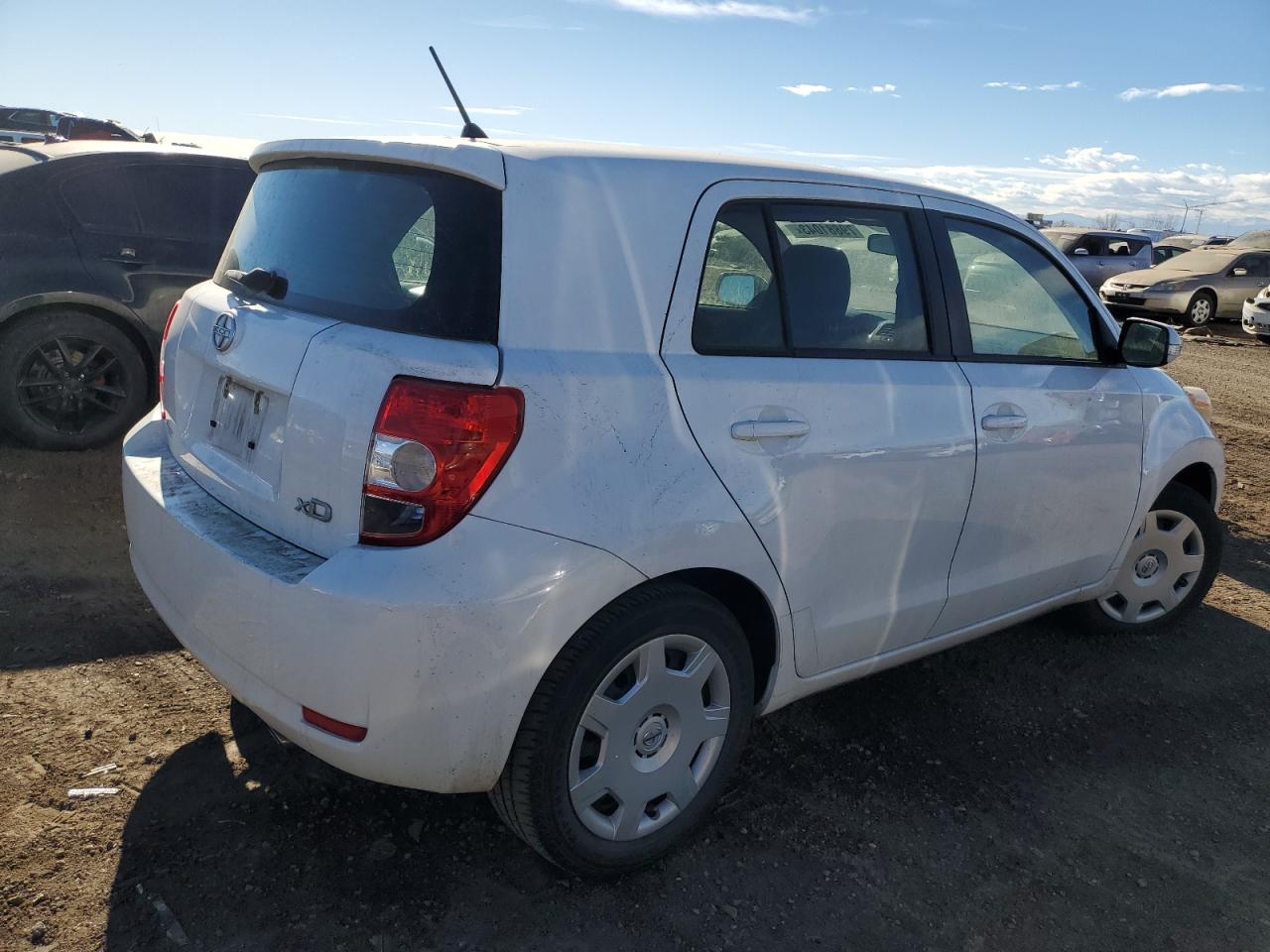 Image 3 of 2008 TOYOTA SCION XD  2008 with VIN JTKKU10438J017914