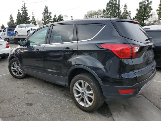 Image 2 of 2019 FORD ESCAPE SE 2019 with VIN 1FMCU0G90KUB13380