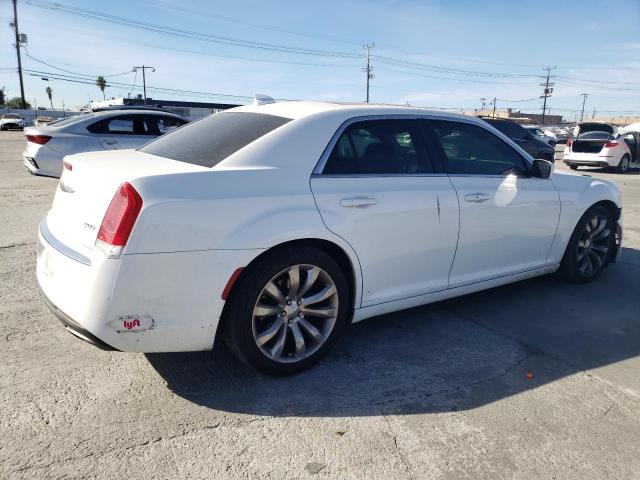 Изображение 3 2016 CHRYSLER 300 LIMITED 2016 с VIN 2C3CCAAG3GH343756