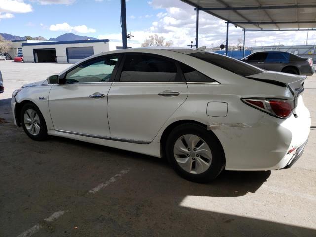 Image 2 of 2015 HYUNDAI SONATA HYBRID 2015 with VIN KMHEC4A45FA133597