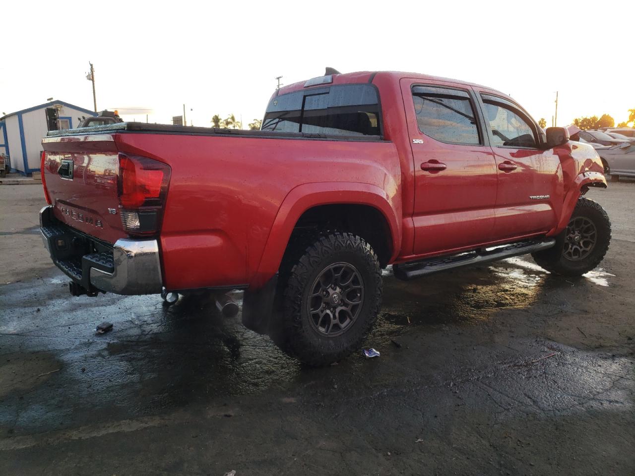 Image 3 of 2018 TOYOTA TACOMA DOUBLE CAB 2018 with VIN 3TMAZ5CN2JM053974