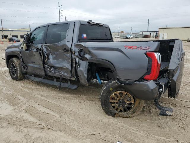 Изображение 2 2023 TOYOTA TUNDRA CREWMAX SR 2023 с VIN 5TFLA5DB4PX103345