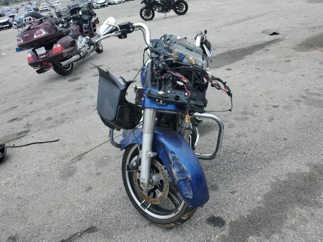 Image 2 of 2017 HARLEY-DAVIDSON FLTRXS ROAD GLIDE SPECIAL 2017 with VIN 1HD1KTC39HB653222