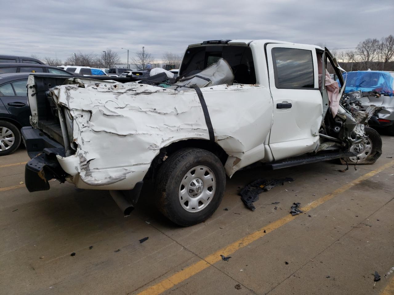 Image 3 of 2017 NISSAN TITAN XD S 2017 with VIN 1N6BA1F35HN535608