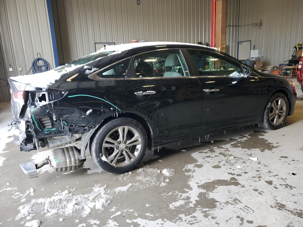 Image 3 of 2019 HYUNDAI SONATA LIMITED 2019 with VIN 5NPE34AF1KH770883