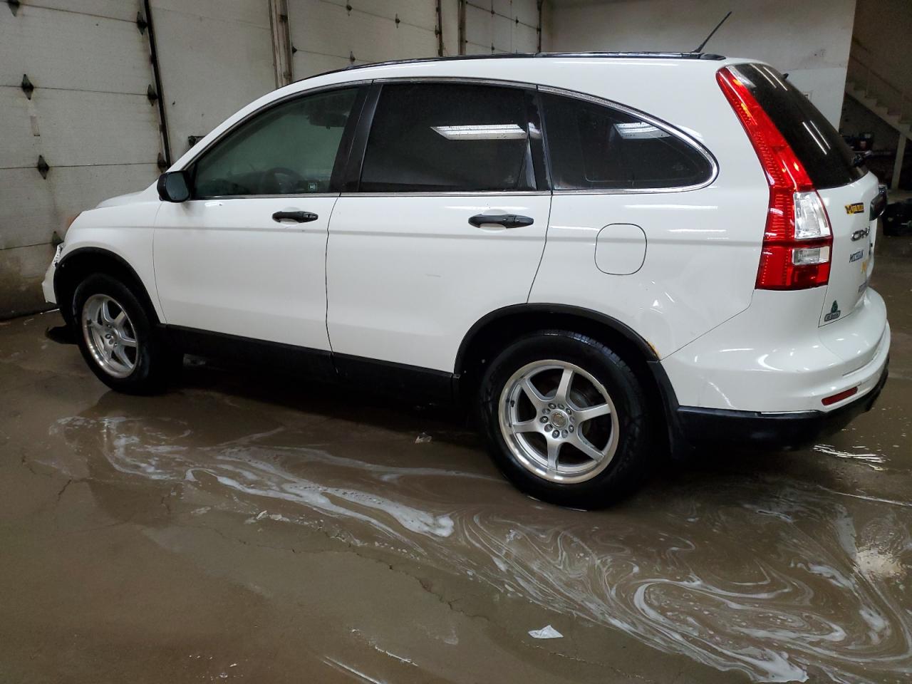 Image 2 of 2011 HONDA CR-V LX 2011 with VIN 5J6RE4H3XBL057848