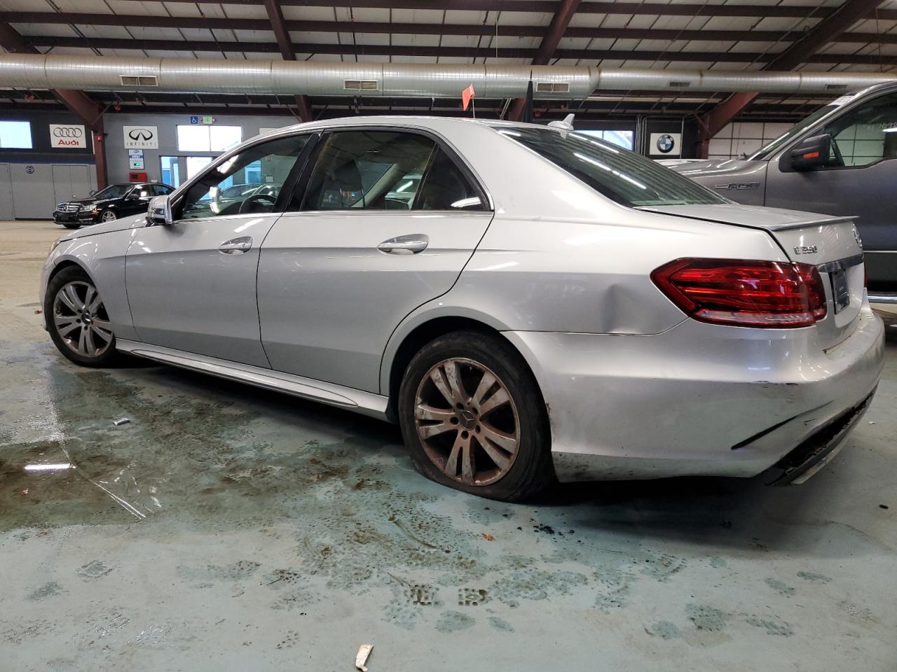 Изображение 2 2015 MERCEDES-BENZ E 350 4MATIC 2015 с VIN WDDHF8JB2FB117162
