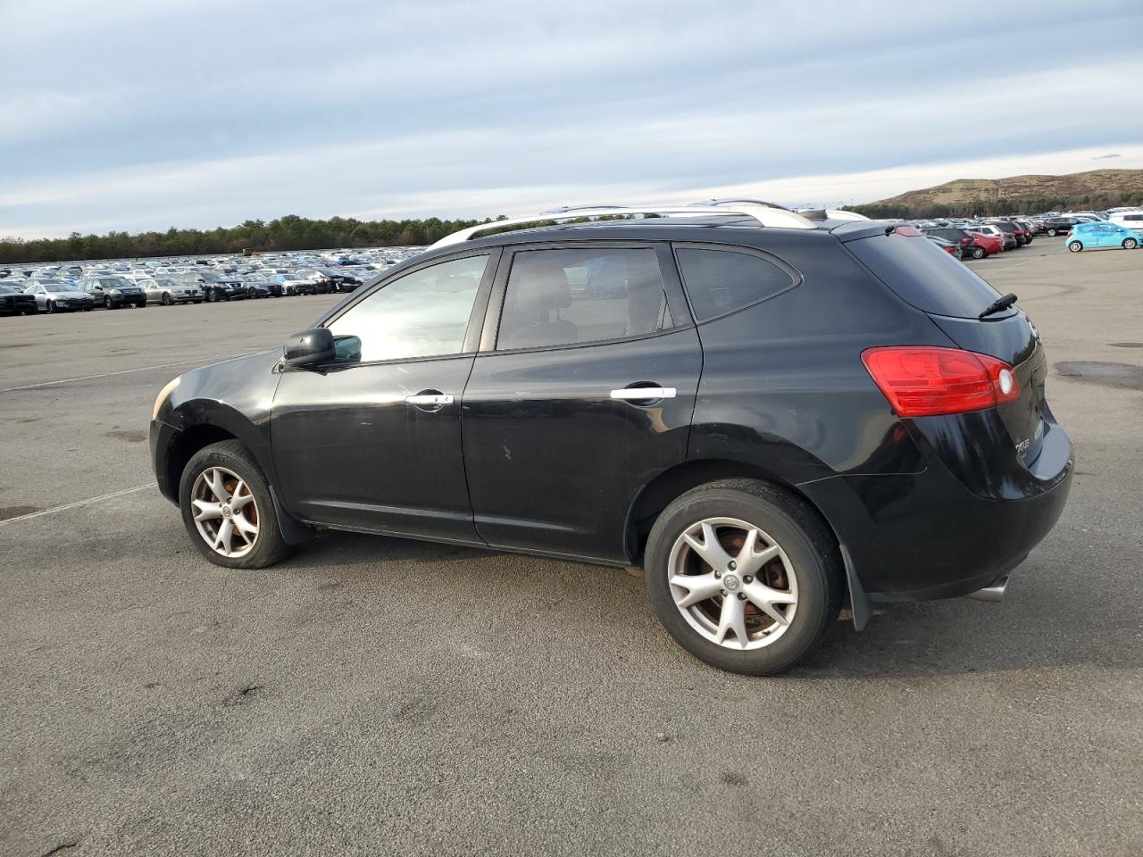Изображение 2 2010 NISSAN ROGUE S 2010 с VIN JN8AS5MV8AW605825