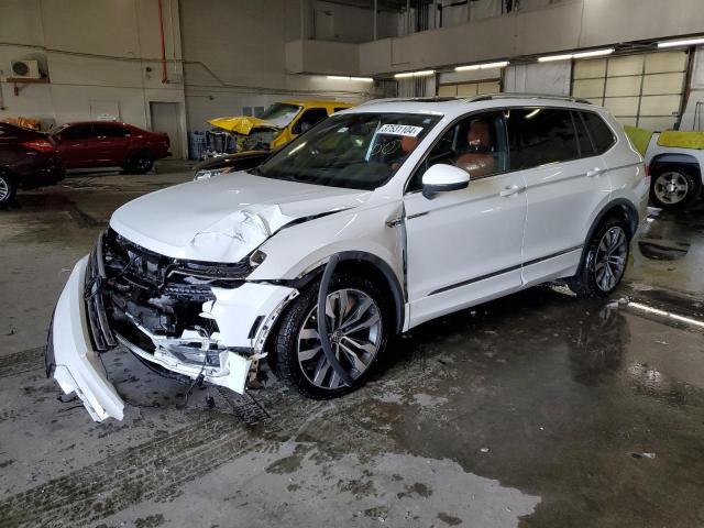 Image 1 of 2019 VOLKSWAGEN TIGUAN SEL PREMIUM 2019 with VIN 3VV4B7AXXKM119997