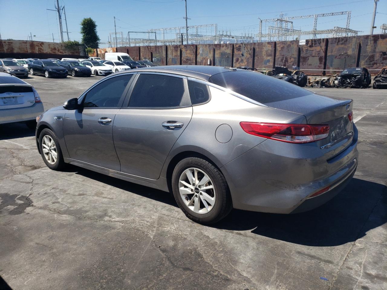 Изображение 2 2016 KIA OPTIMA LX 2016 с VIN 5XXGT4L37GG015137