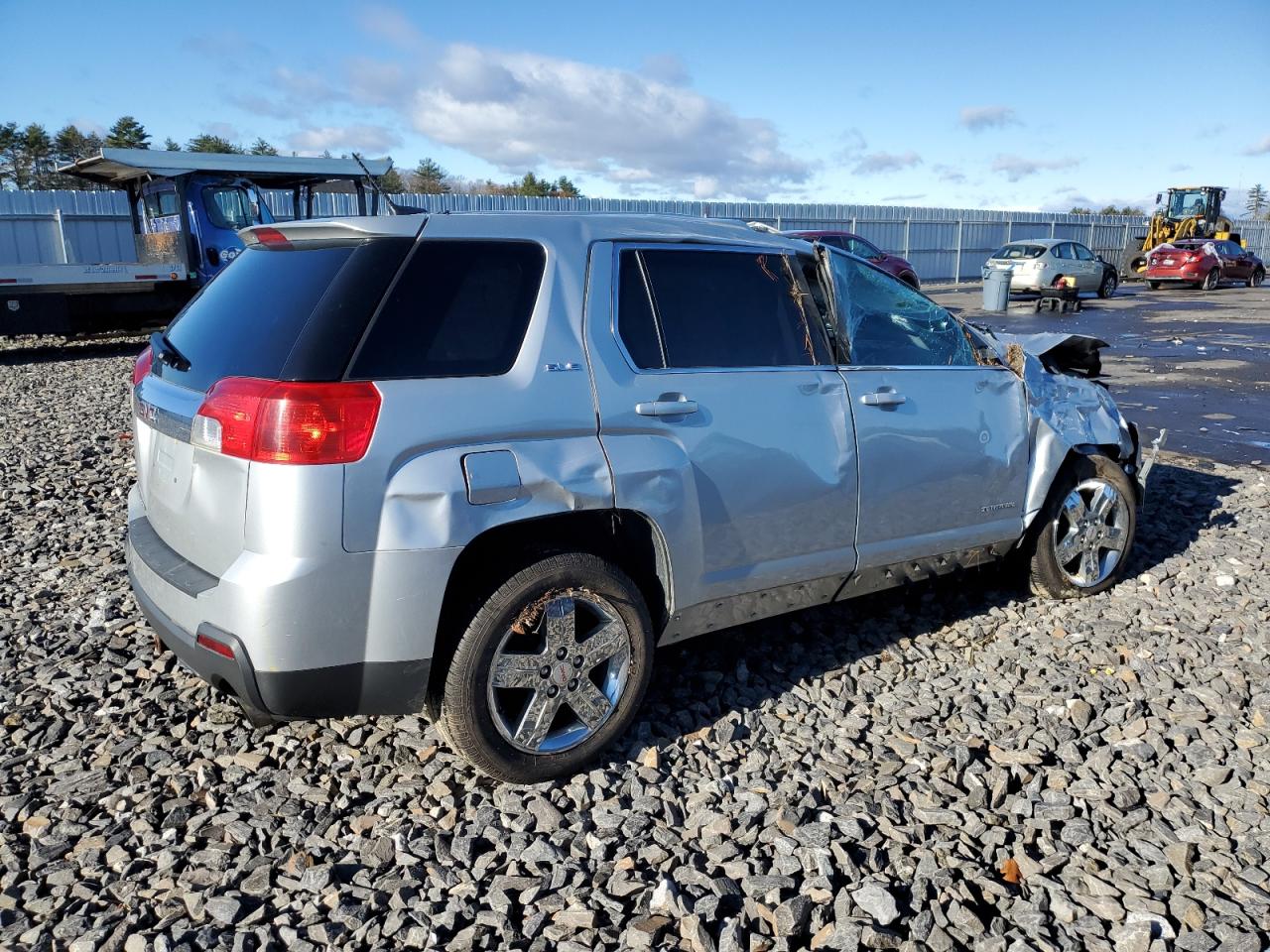 Image 3 of 2013 GMC TERRAIN SLE 2013 with VIN 2GKFLSE37D6212086