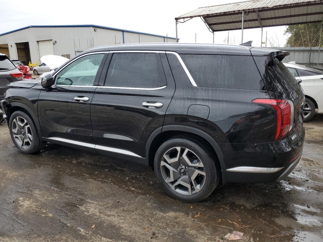 Image 2 of 2023 HYUNDAI PALISADE LIMITED 2023 with VIN KM8R5DGEXPU566442