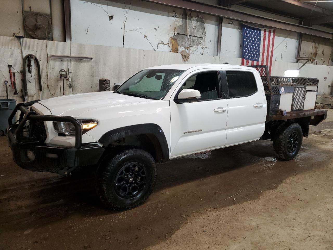 Obraz 1 z 2022 TOYOTA TACOMA DOUBLE CAB 2022 z VIN 3TMDZ5BN4NM131918