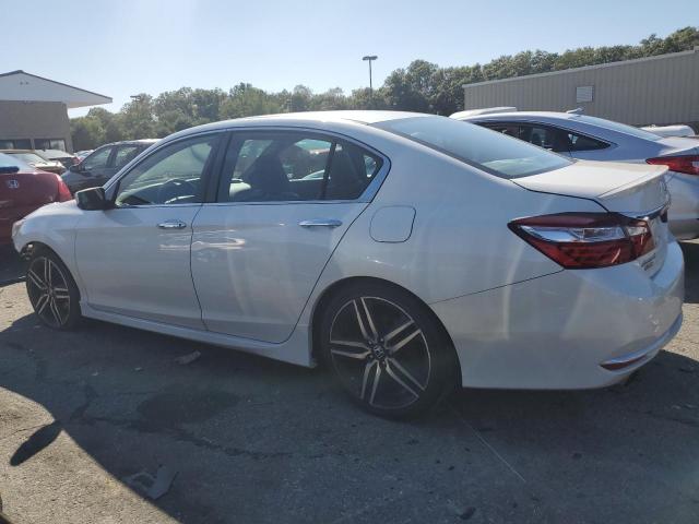 Изображение 2 2017 HONDA ACCORD SPORT SPECIAL EDITION 2017 с VIN 1HGCR2F13HA198689