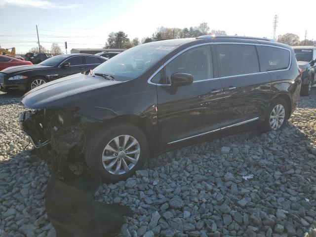 Obraz 1 z 2019 CHRYSLER PACIFICA TOURING L 2019 z VIN 2C4RC1BG8KR673240