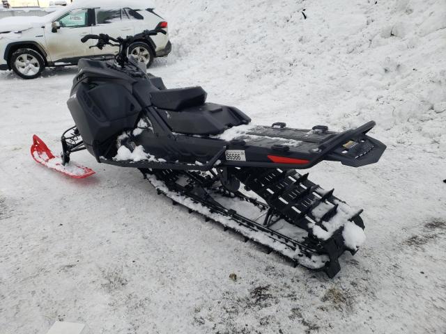 Obraz 3 z 2022 SKI SUMIT 2022 z VIN 2BPSTNNF0NV000045
