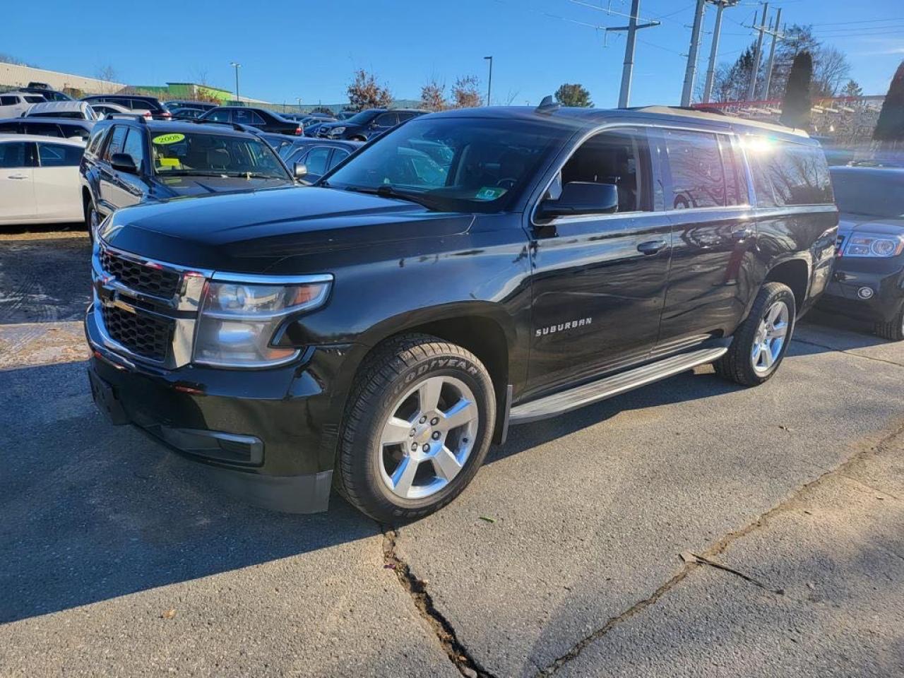 Obraz 2 z 2016 CHEVROLET SUBURBAN K1500 LT 2016 z VIN 1GNSKHKC9GR112396