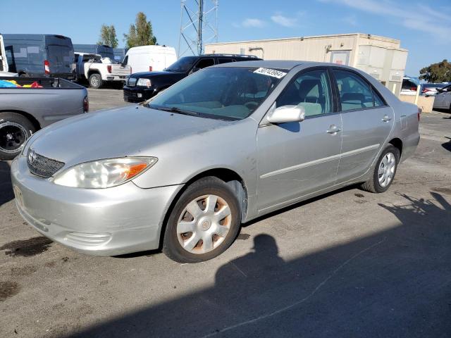 Image 1 of 2004 TOYOTA CAMRY LE 2004 with VIN 4T1BE30K84U894319
