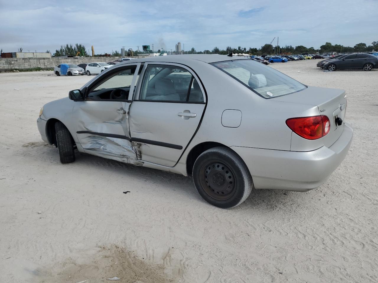 Obraz 2 z 2003 TOYOTA COROLLA CE 2003 z VIN 1NXBR32E13Z018847
