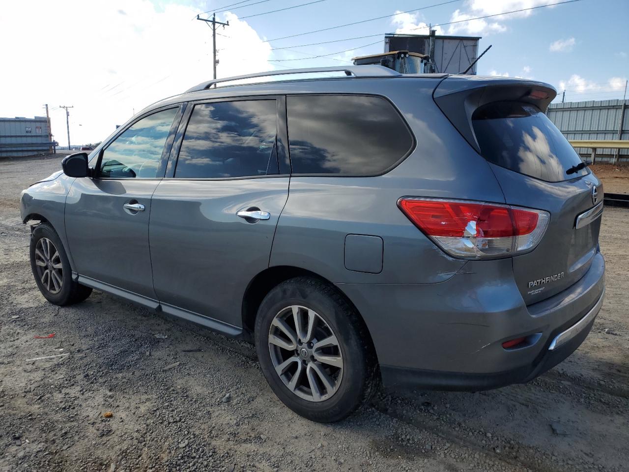 Image 2 of 2015 NISSAN PATHFINDER S 2015 with VIN 5N1AR2MM7FC693834