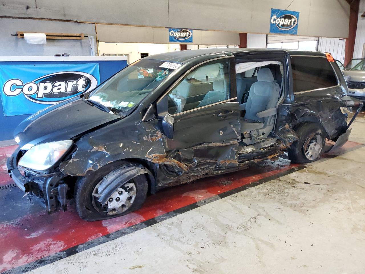 Image 1 of 2006 HONDA ODYSSEY LX 2006 with VIN 5FNRL38216B052219