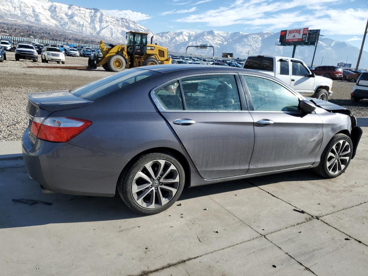 Image 3 of 2015 HONDA ACCORD SPORT 2015 with VIN 1HGCR2F5XFA215892