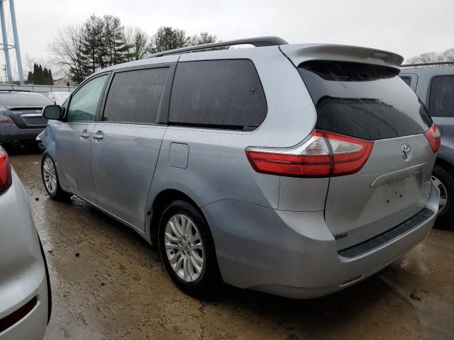 Obraz 2 z 2015 TOYOTA SIENNA XLE 2015 z VIN 5TDYK3DC1FS635141