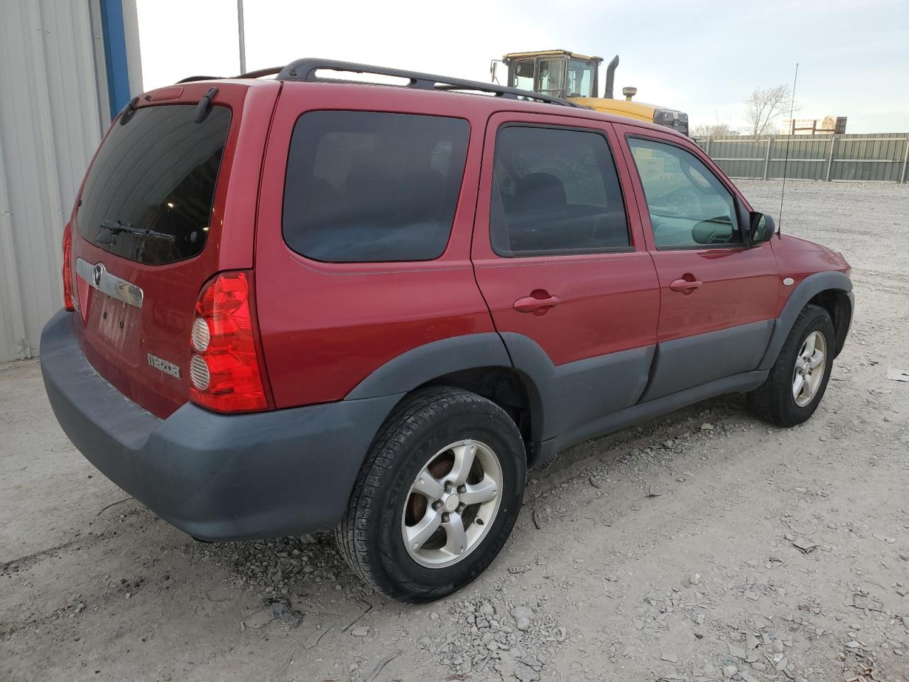 Image 3 of 2006 MAZDA TRIBUTE I 2006 with VIN 4F2YZ02Z26KM10431