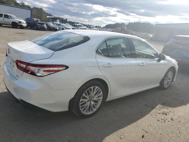 Изображение 3 2018 TOYOTA CAMRY L 2018 с VIN 4T1B11HK1JU654013