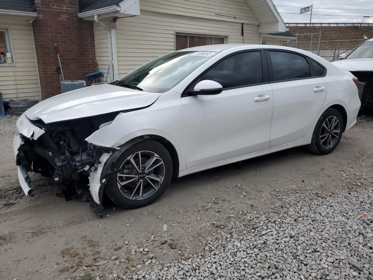 Изображение 1 2022 KIA FORTE FE 2022 с VIN 3KPF24ADXNE475540