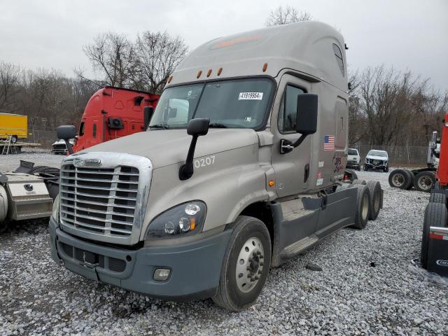 Изображение 2 2017 FREIGHTLINER CASCADIA 125  2017 с VIN 3AKJGLDR8HSHF1055