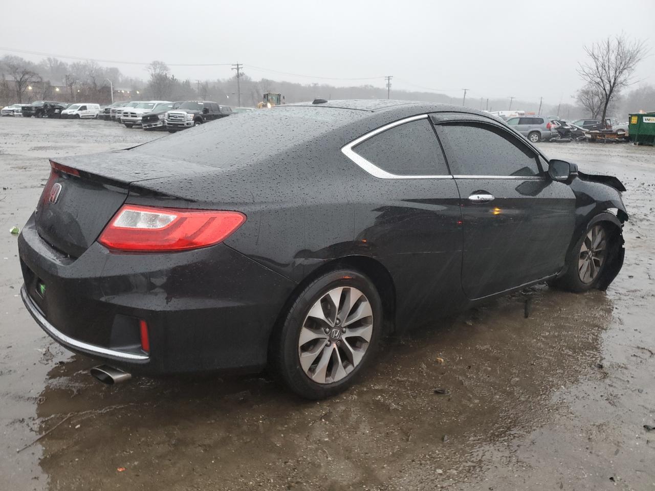 Image 3 of 2013 HONDA ACCORD EXL 2013 with VIN 1HGCT1B88DA010239