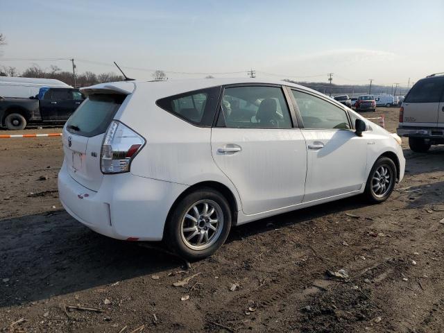 Image 3 of 2013 TOYOTA PRIUS V  2013 with VIN JTDZN3EU4D3191884