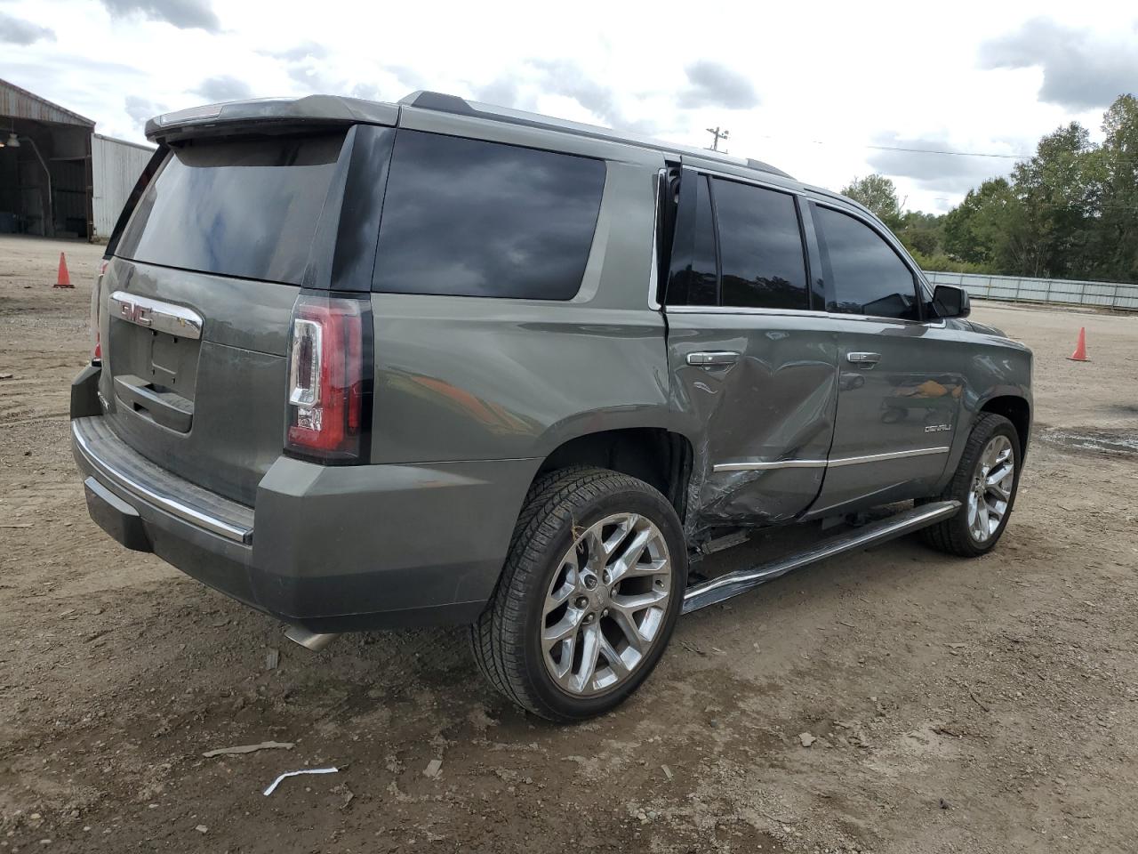 Obraz 3 z 2017 GMC YUKON DENALI 2017 z VIN 1GKS1CKJ5HR132339