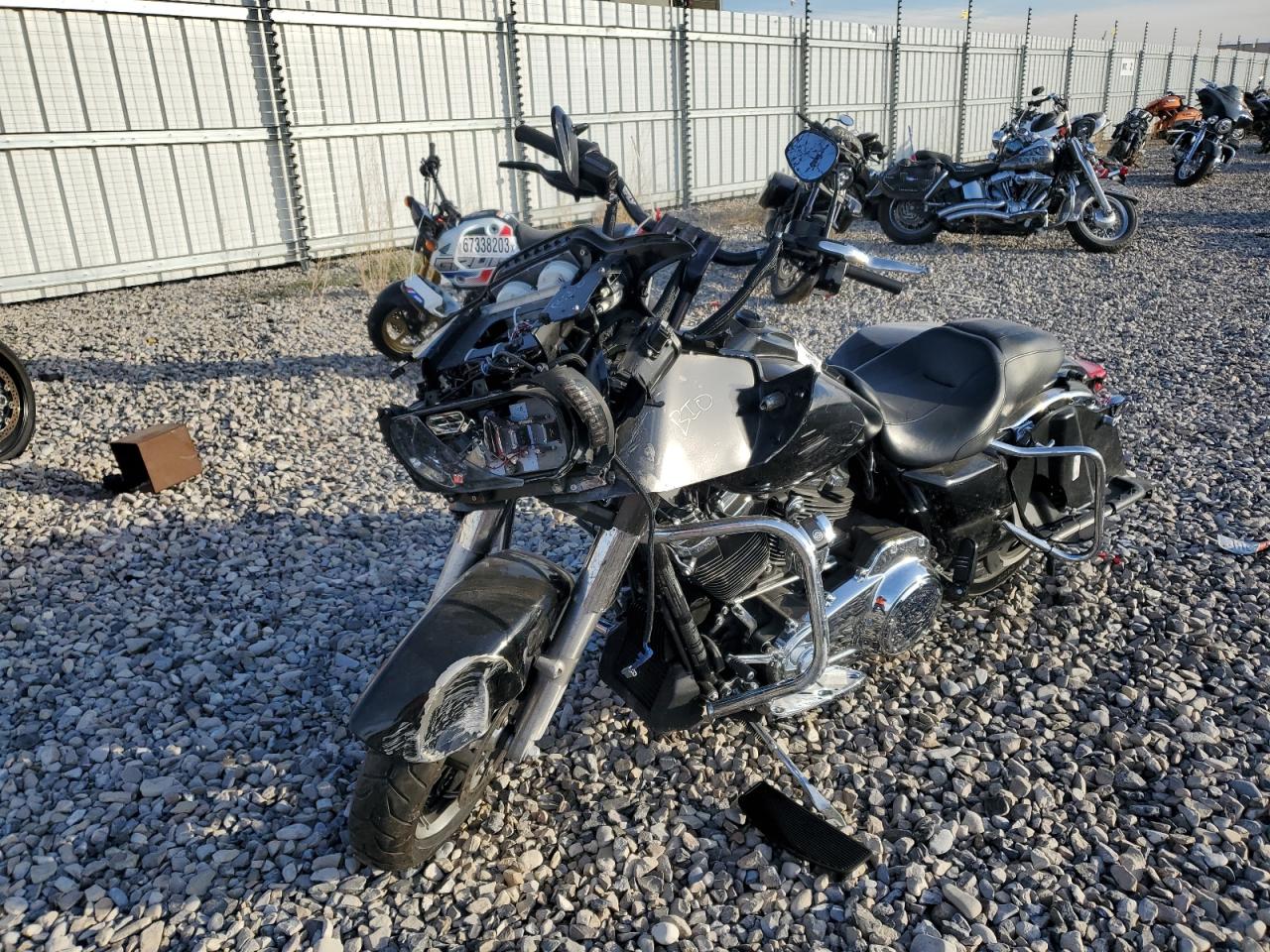 Изображение 2 2019 HARLEY-DAVIDSON FLHTP  2019 с VIN 1HD1FMP17KB672944