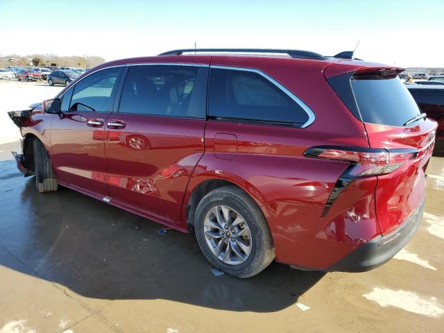 Image 2 of 2022 TOYOTA SIENNA XLE 2022 with VIN 5TDYRKECXNS093914