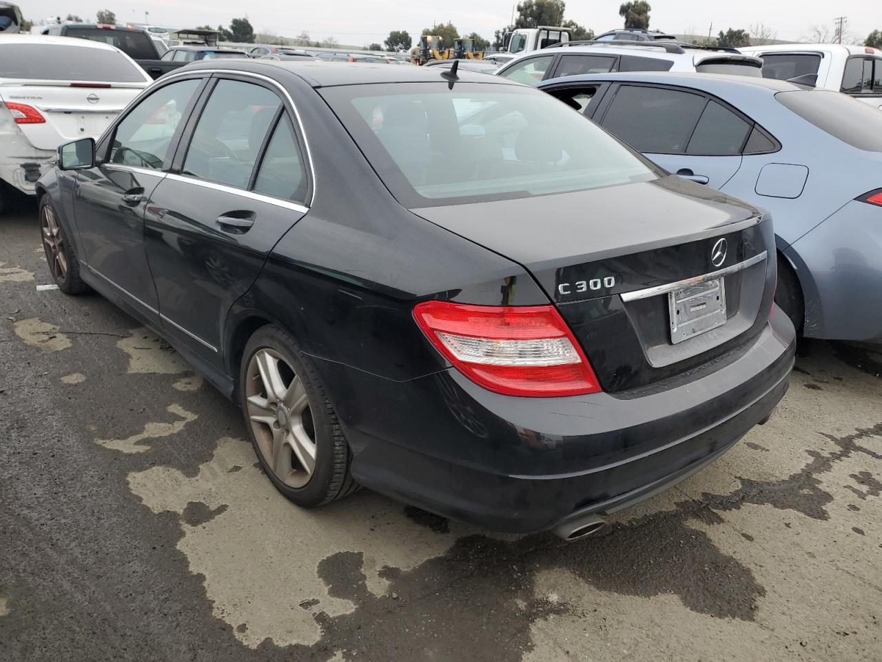 Obraz 2 z 2010 MERCEDES-BENZ C 300 2010 z VIN WDDGF5EB5AR111814