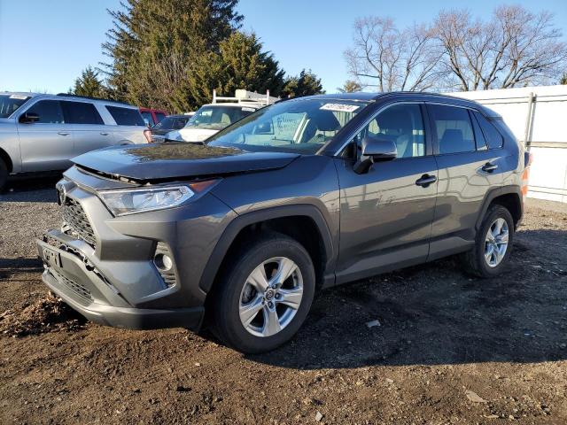 Obraz 1 z 2021 TOYOTA RAV4 XLE 2021 z VIN 2T3P1RFV8MW156470