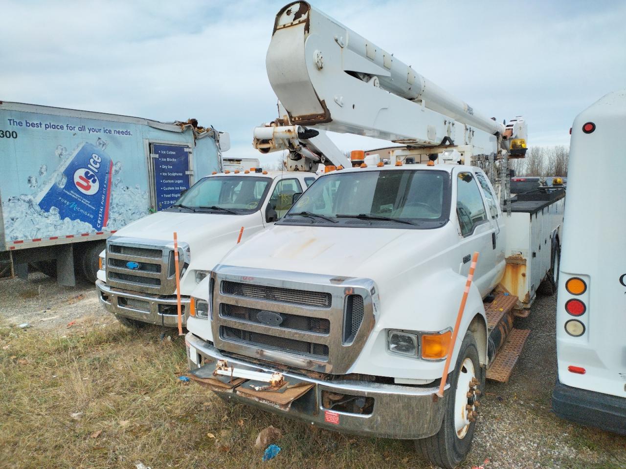 Изображение 2 2011 FORD F750 SUPER DUTY 2011 с VIN 3FRXX7FE3BV399523