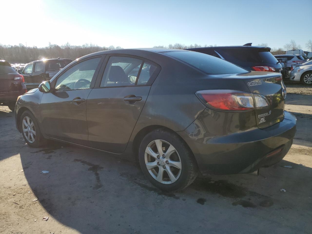 Изображение 2 2010 MAZDA 3 I 2010 с VIN JM1BL1SGXA1287570