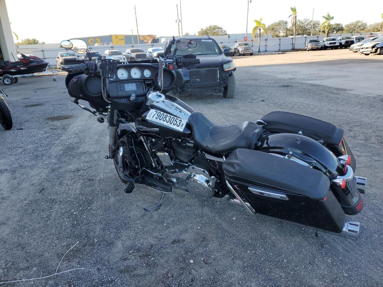 Изображение 3 2021 HARLEY-DAVIDSON FLHX  2021 с VIN 1HD1KBC10MB631502